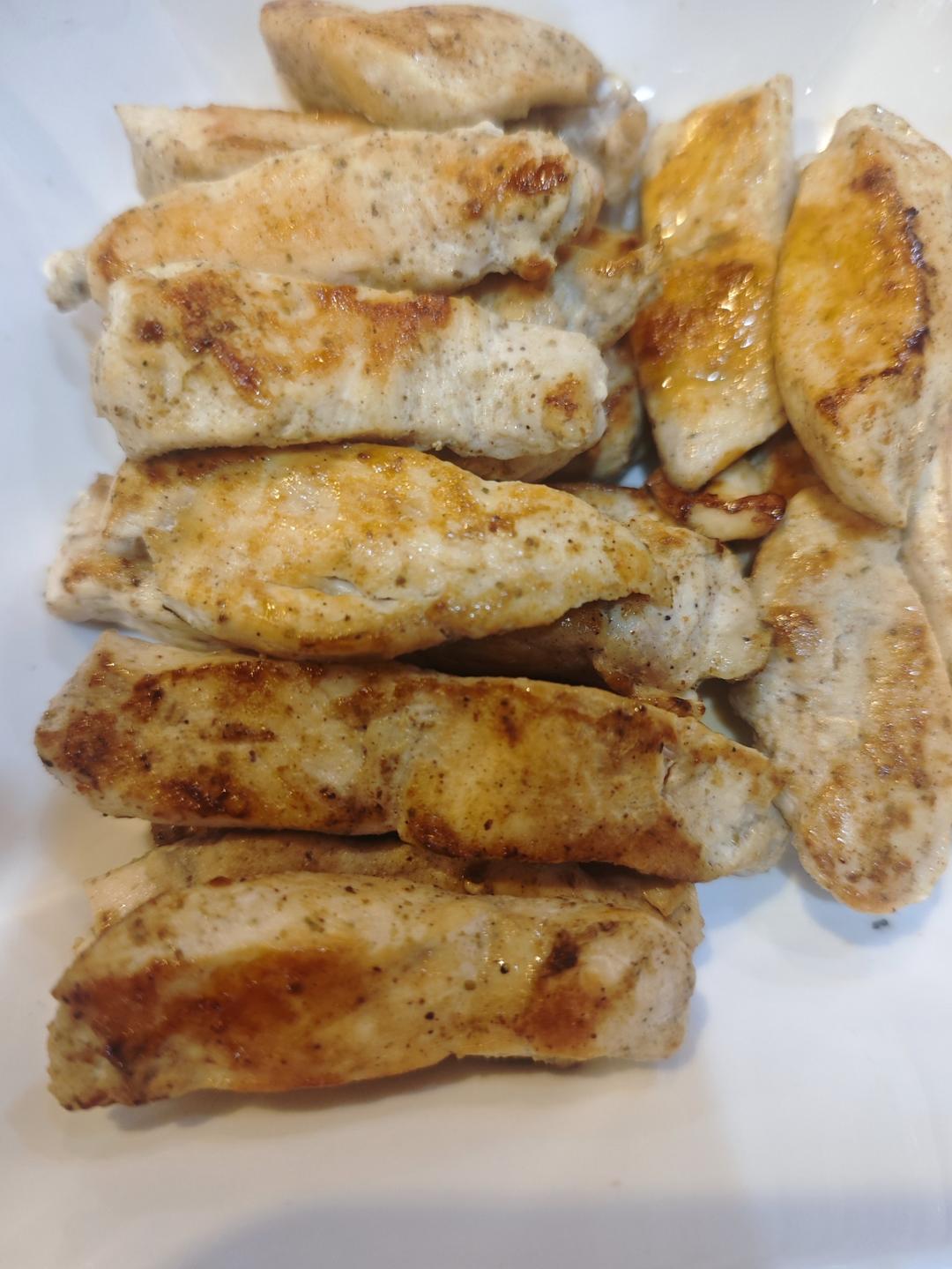 香煎十三香鸡胸肉（低油无淀粉版）