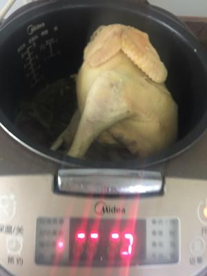 简单易做的电饭煲盐焗手撕鸡的做法 步骤10