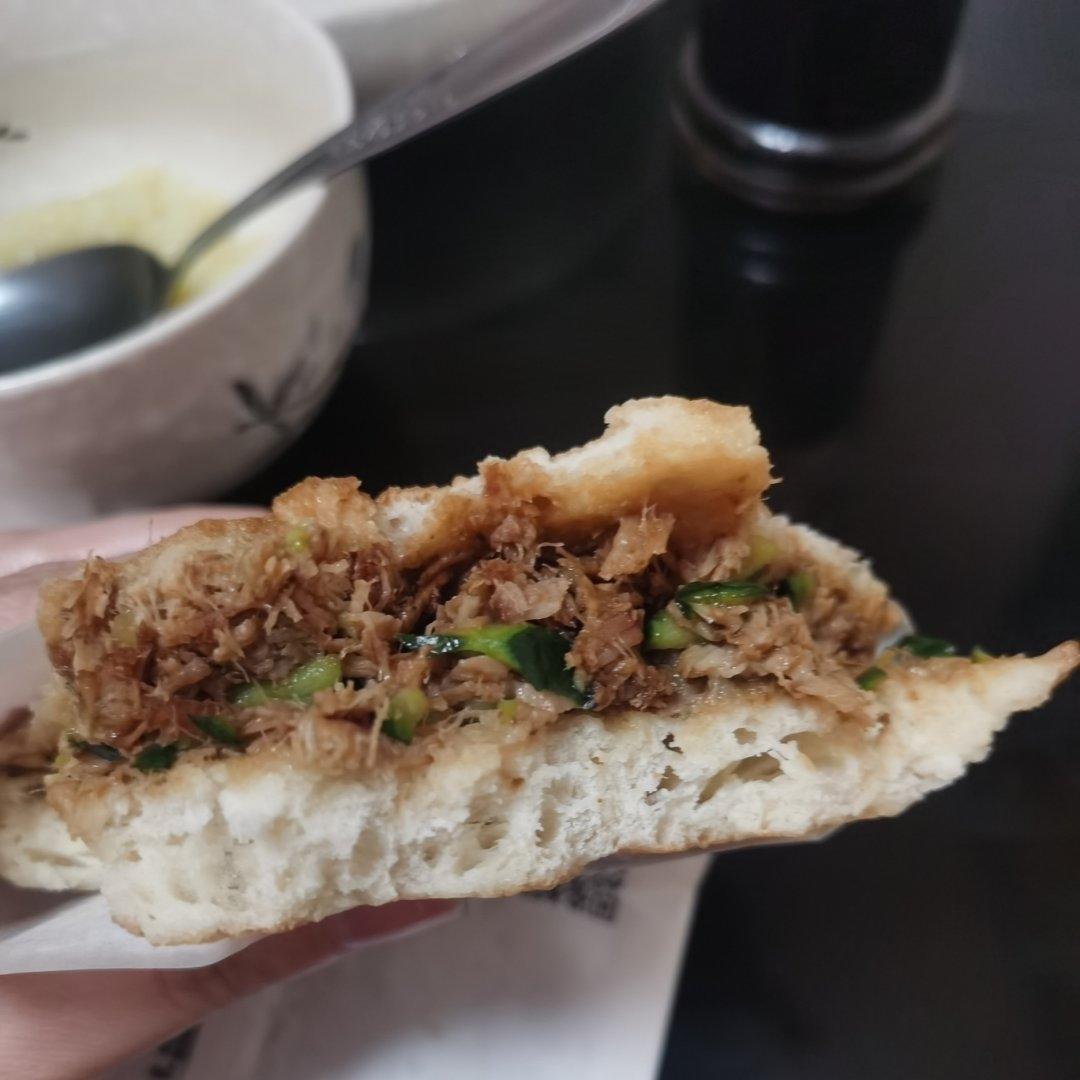 肉夹馍卤肉(全网调料最少，最简单，完全不油腻的肉夹馍卤肉)