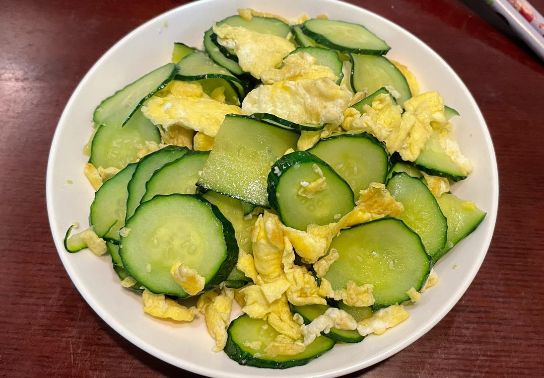 黄瓜炒鸡蛋 （青瓜炒鸡蛋）