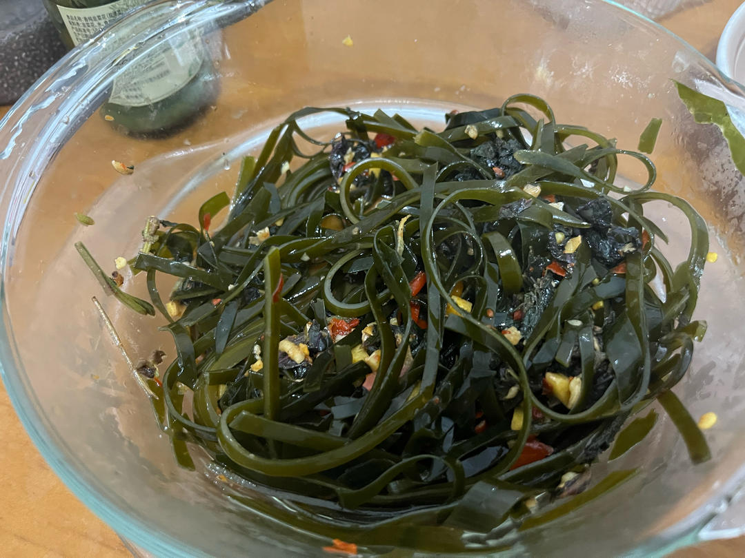 凉拌酸辣海带丝