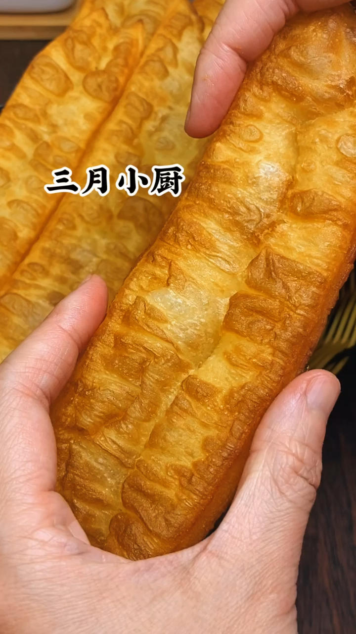 媲美早餐店的香酥大油条 酥脆空心 附细节视频详解