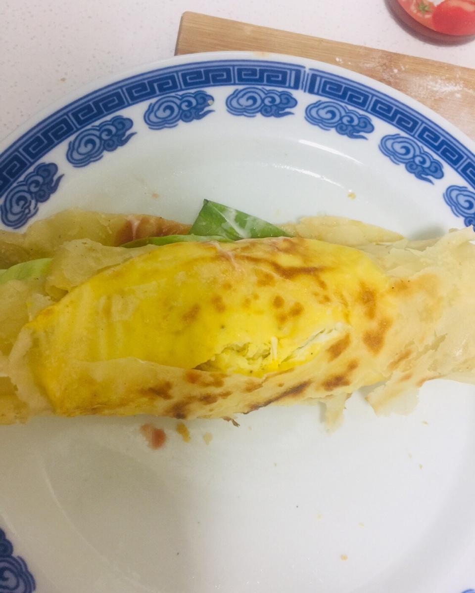 早餐摊的鸡蛋灌饼很好吃？不，我自己做的鸡蛋灌饼更好吃！