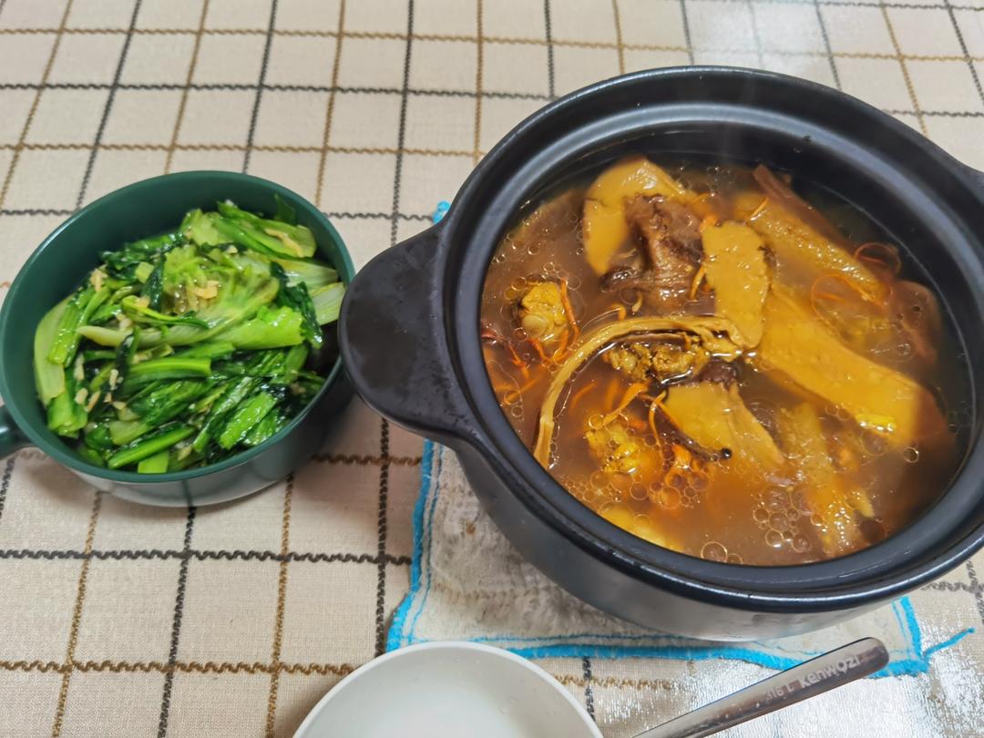 菌菇汤-广东老火汤