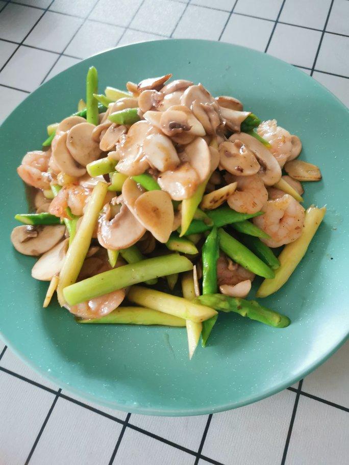 健康低脂家常菜—芦笋炒口蘑