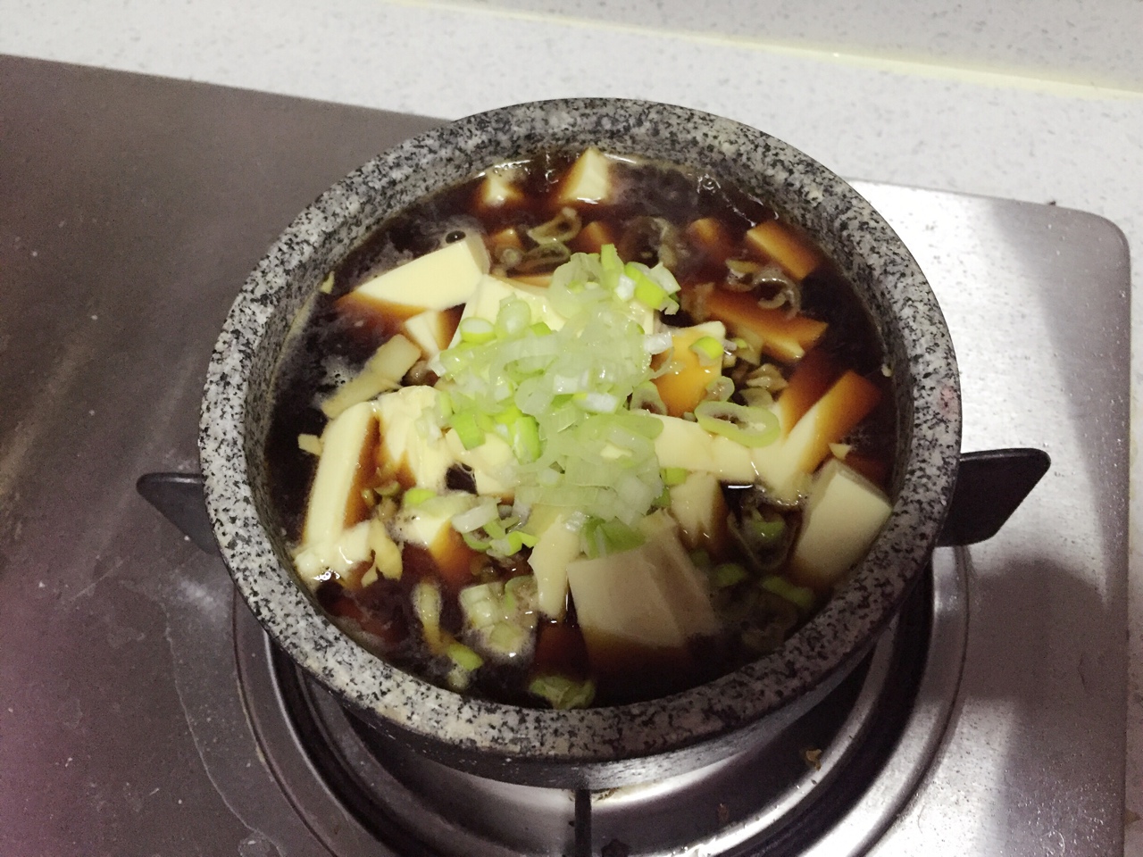 石锅嫩豆腐的做法