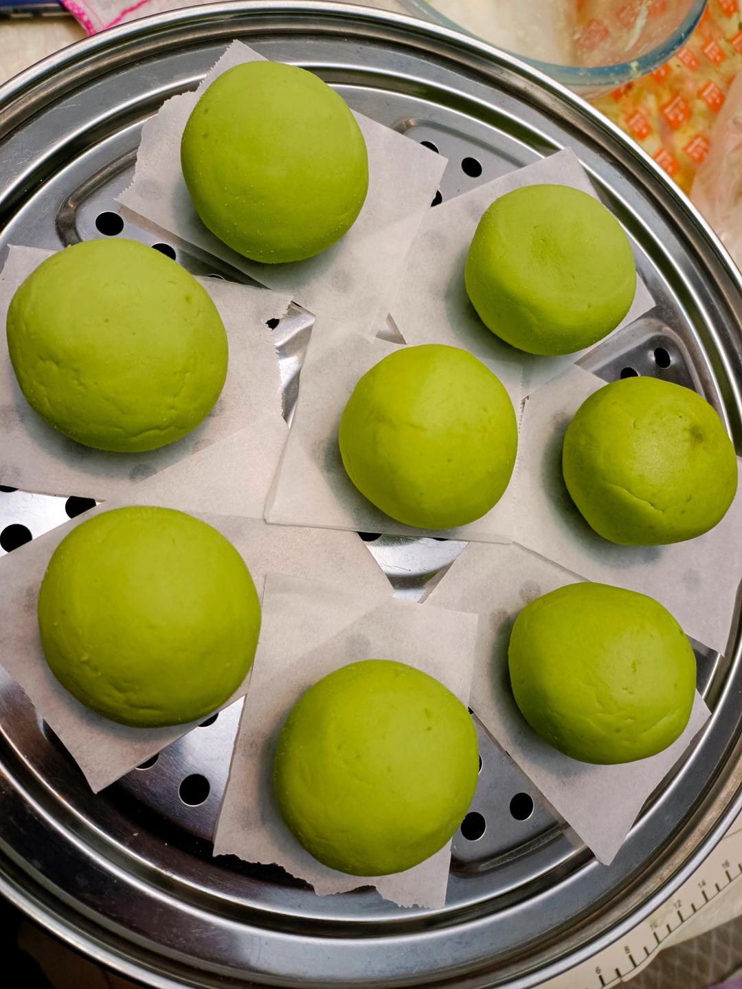 网红青团～～咸蛋黄肉松青团