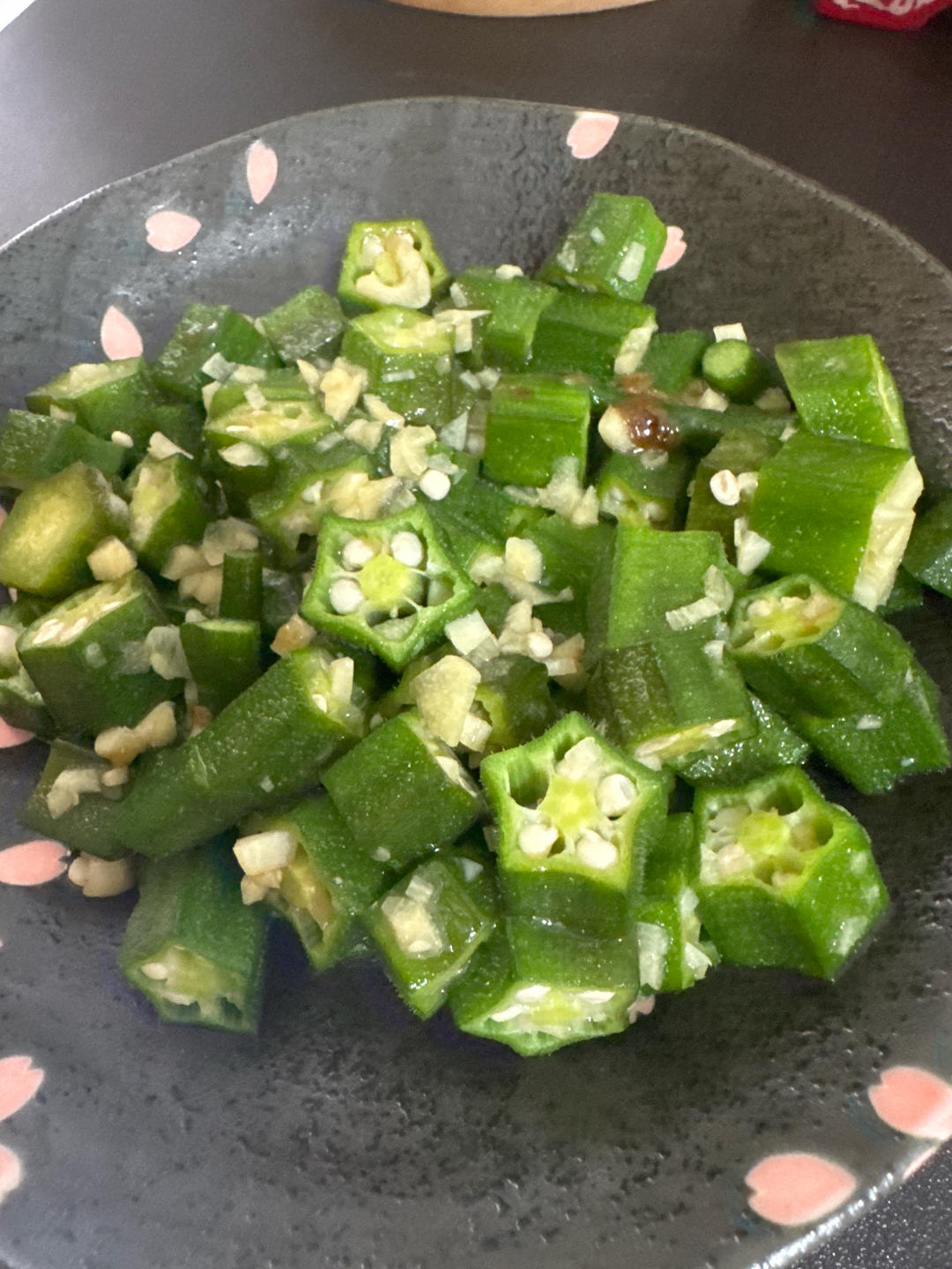 秋葵最好吃的做法，蒜香秋葵