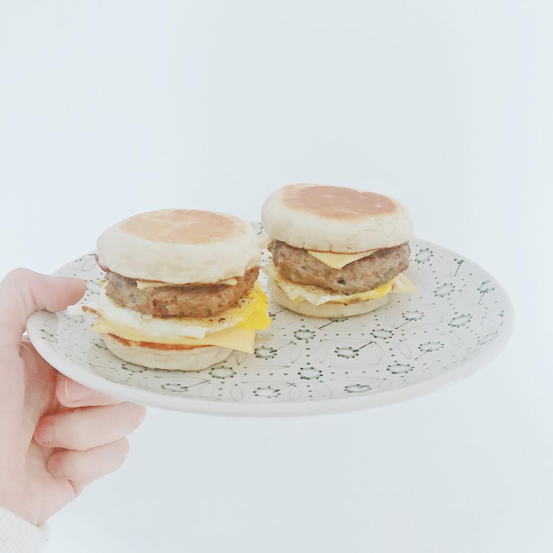 视频|好想每早为你做一顿麦满分——猪柳蛋麦满分