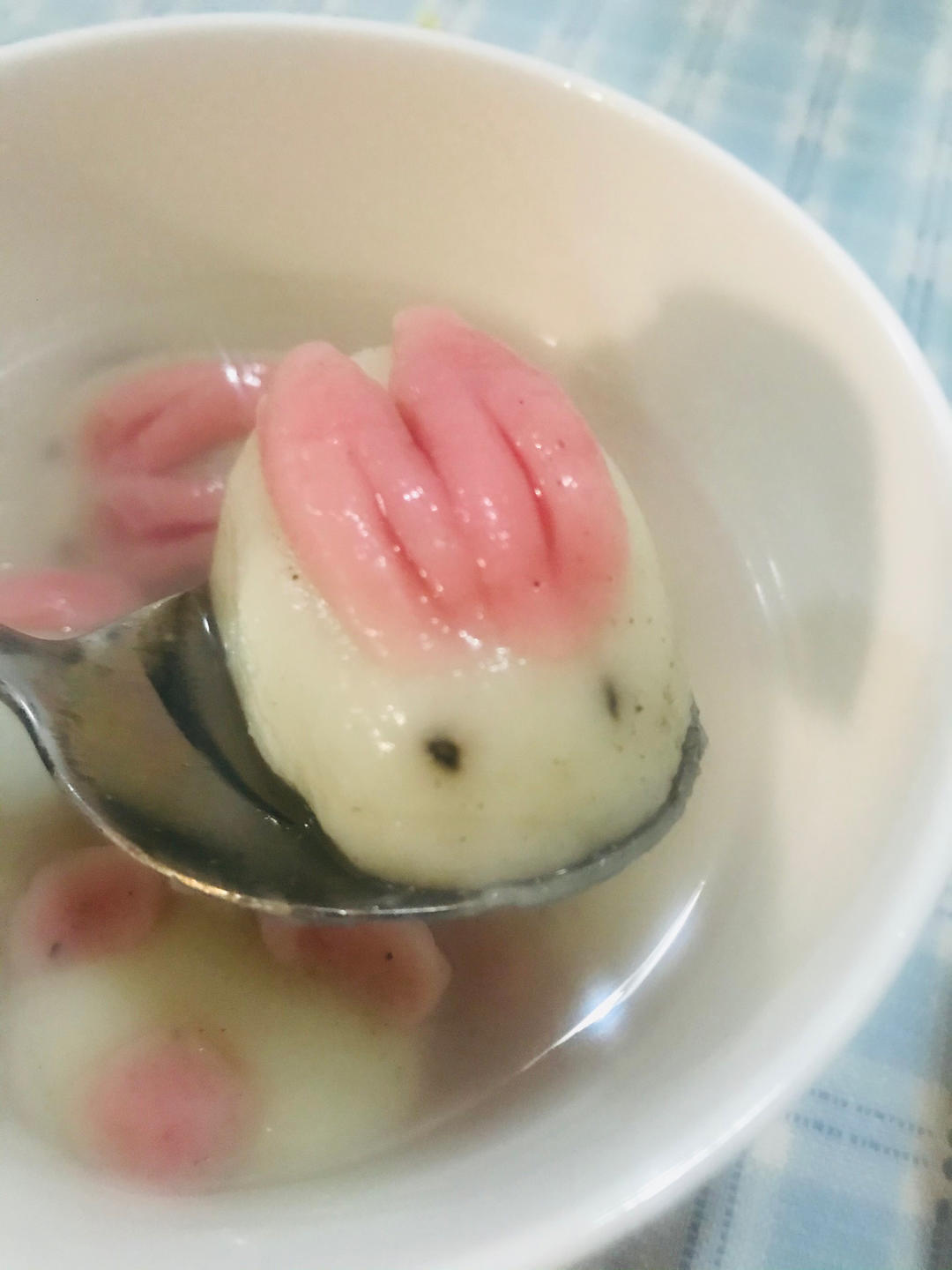 现磨花生黑芝麻馅内酯豆腐小猪汤圆（元宵）