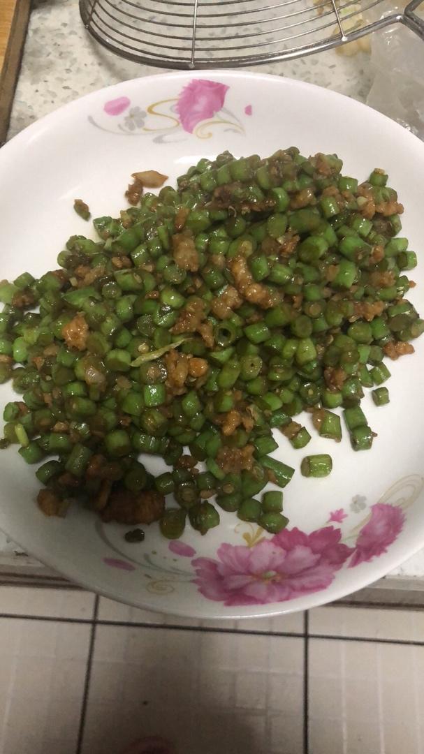 舔盘子的肉末豆角