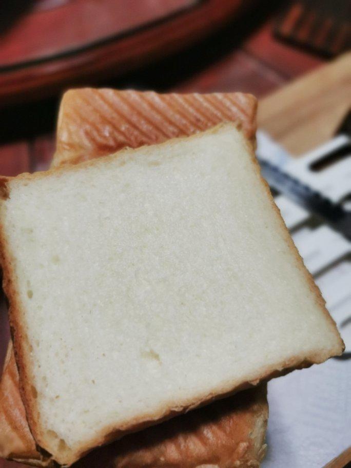早餐白吐司          （庞多米 Pain de mie）