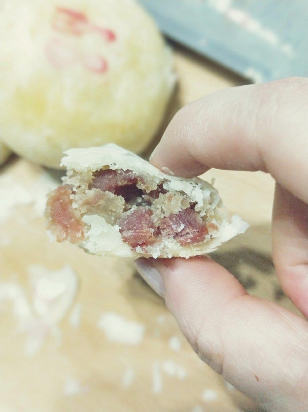 白酥皮云腿月饼