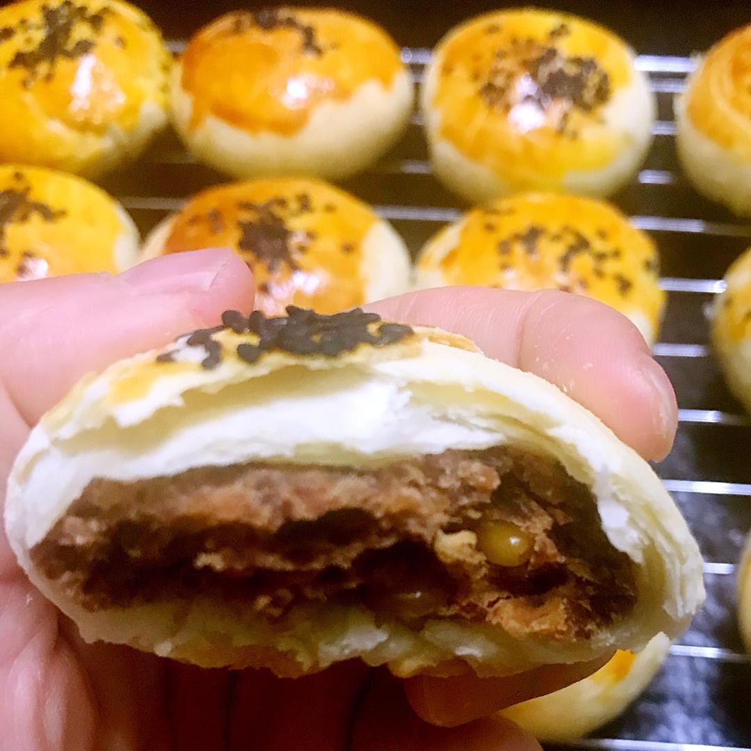 松仁金丝月饼