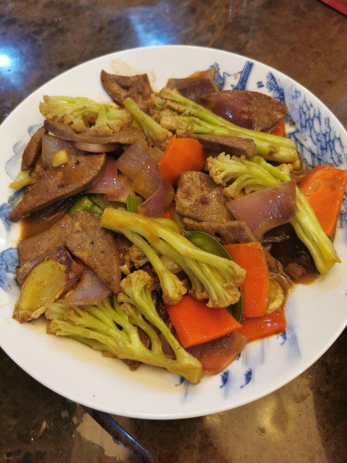 爽滑鲜嫩的【爆炒猪肝】不柴不粉无腥味！