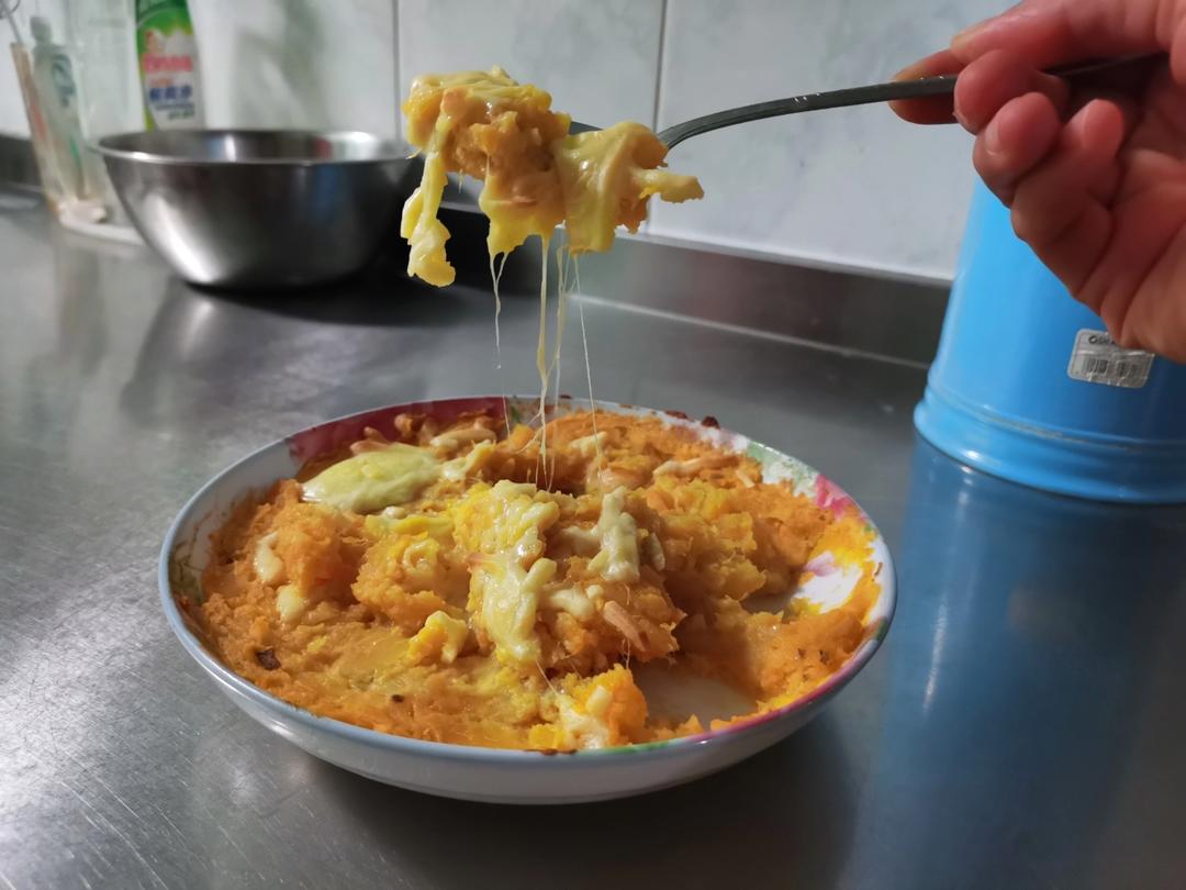 奶香芝士焗红薯