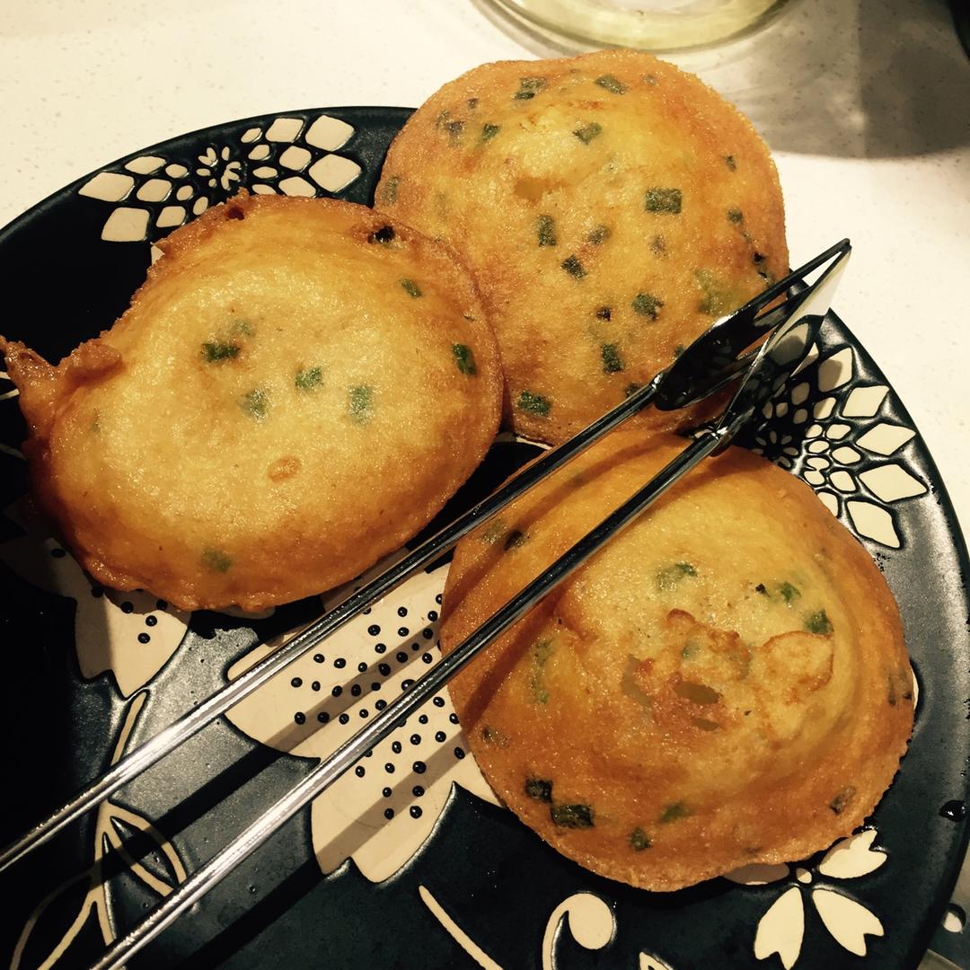 二白衬衫做的简单好吃的油饼-福建小吃