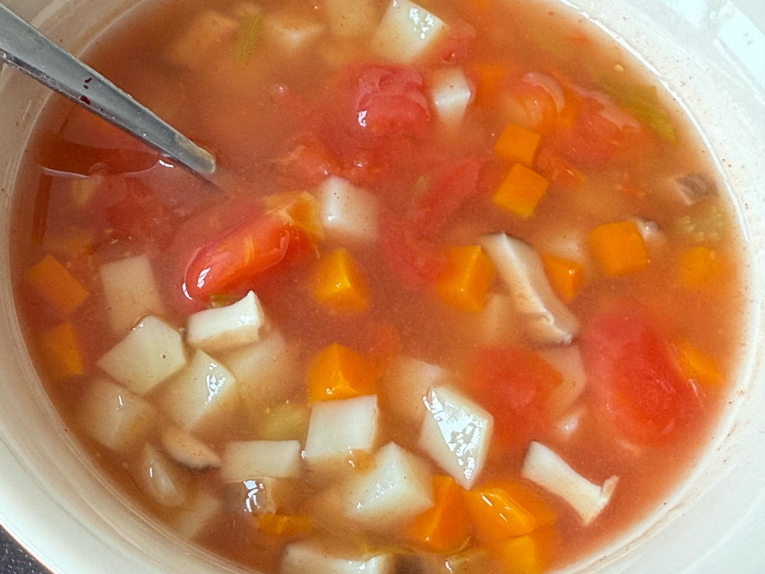 办公室番茄蔬菜汤的做法