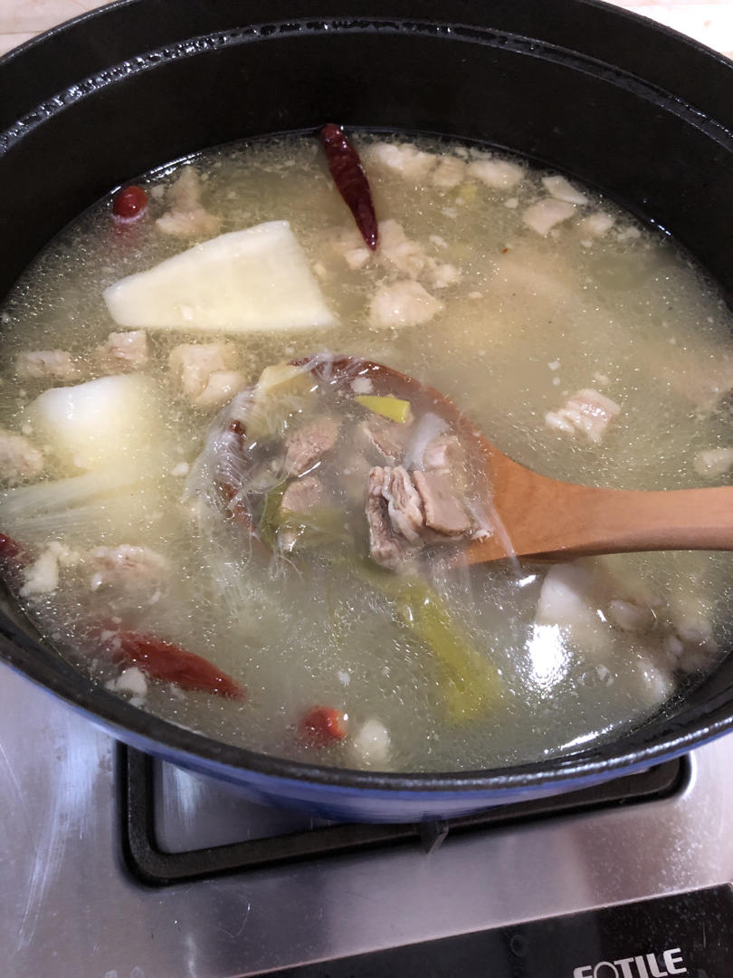 清炖羊肉汤