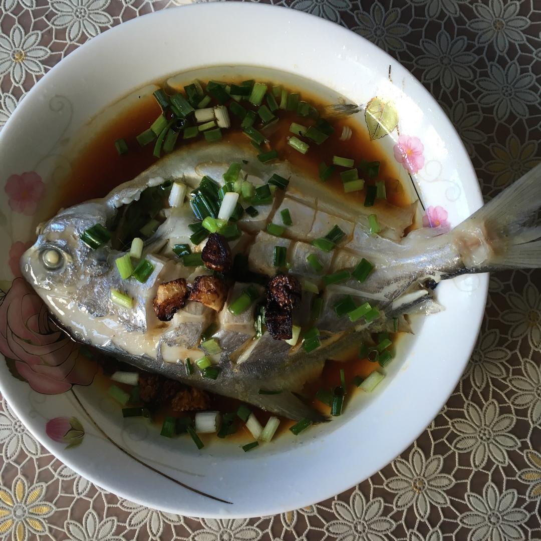 葱油鲳鱼