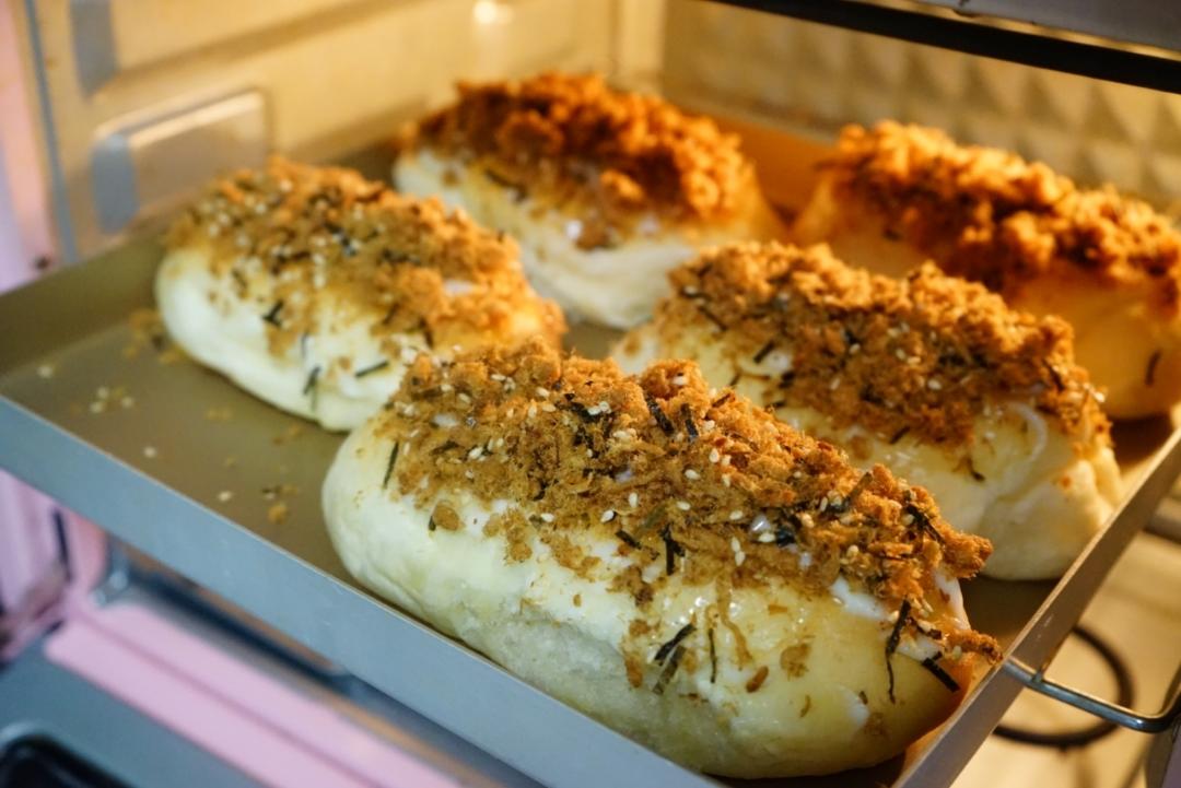 灵魂出窍的肉松面包