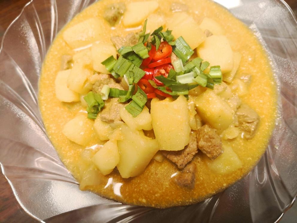 简单的咖喱牛肉