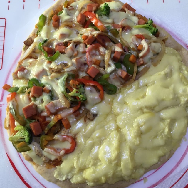 至尊料多多披萨
