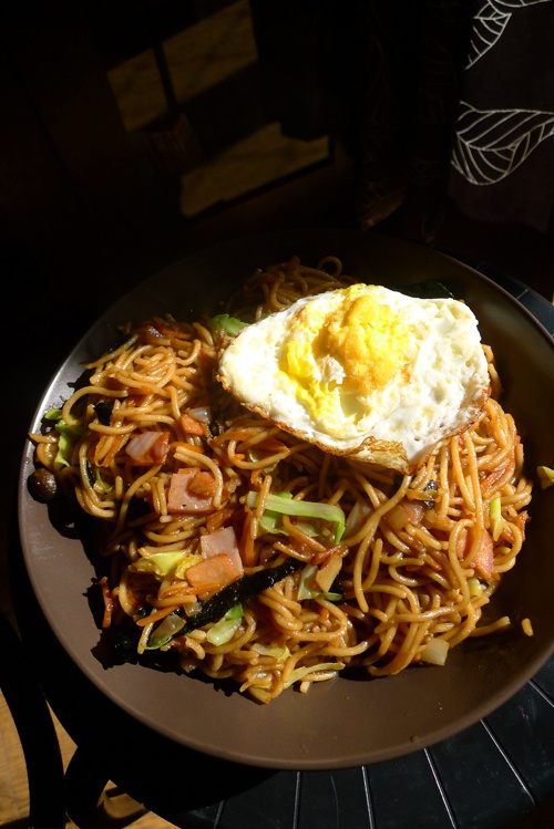 焼きそば（日式酱油炒面）
