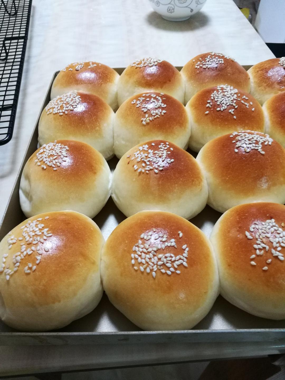 牛奶红豆小餐包