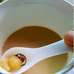自制＃滇红＃焦糖味奶茶的做法 步骤6
