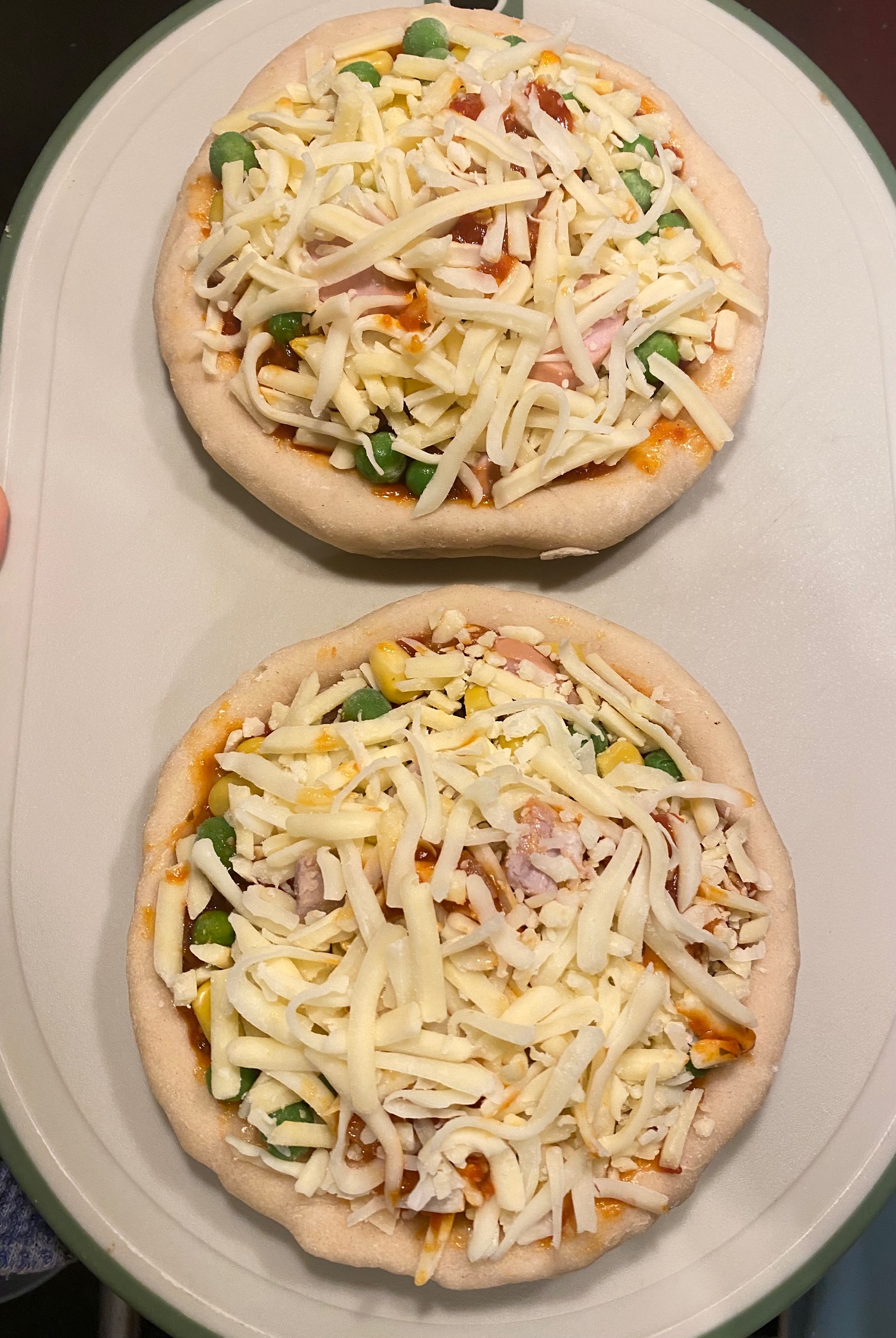 自制冷冻小披萨🍕(空气炸锅5L｜一次烤兩)#预制菜的做法
