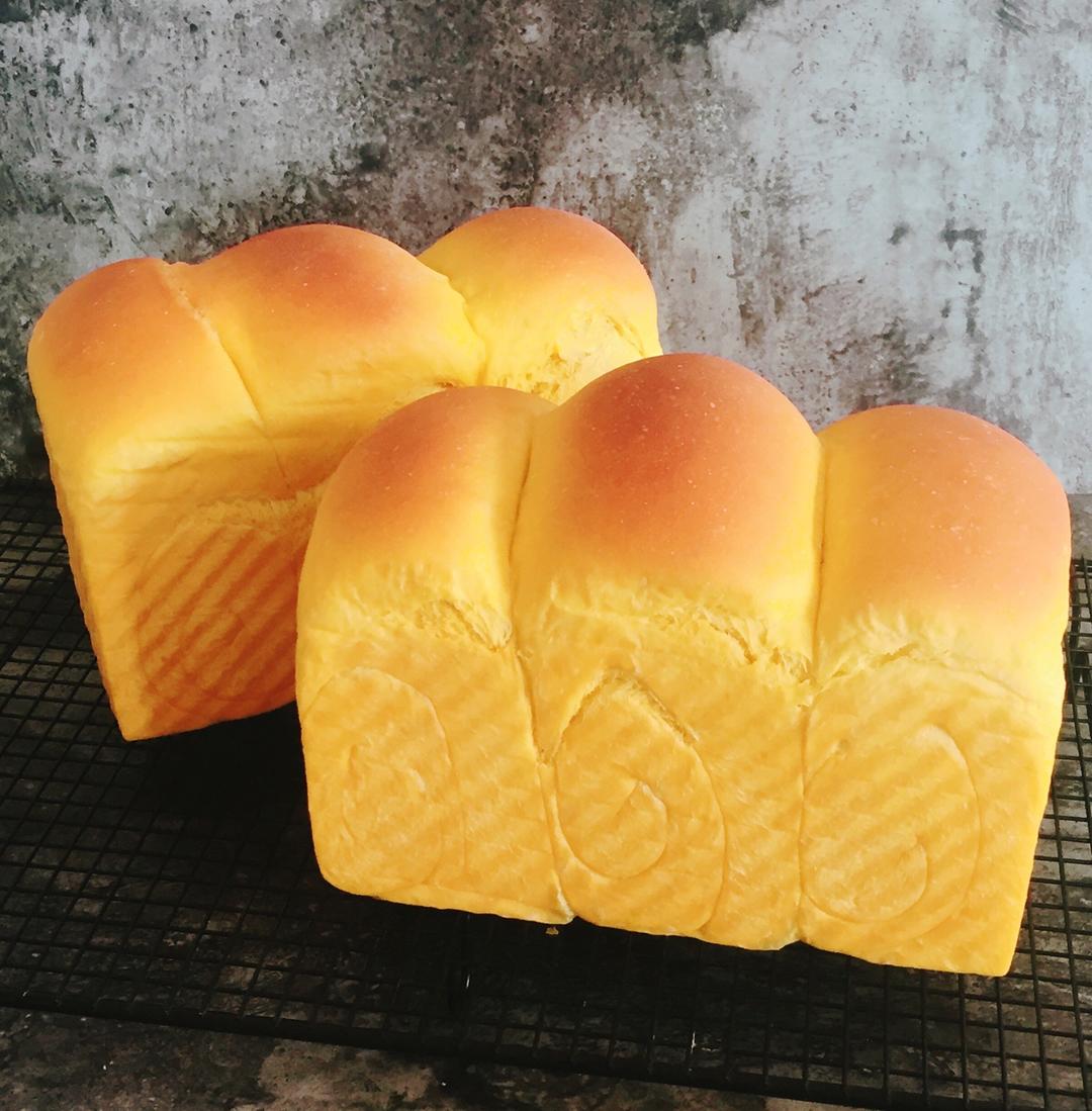 南瓜炼奶吐司
