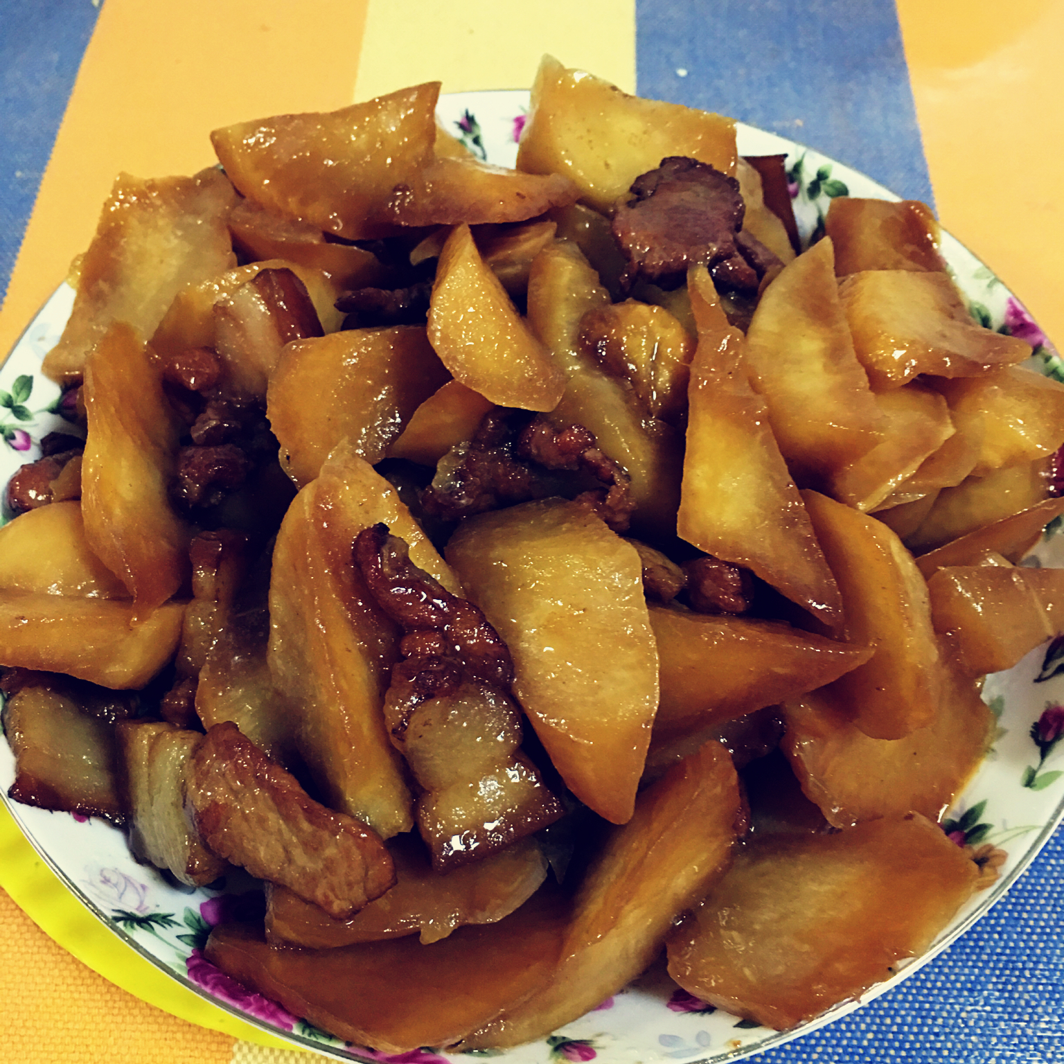 萝卜红烧肉