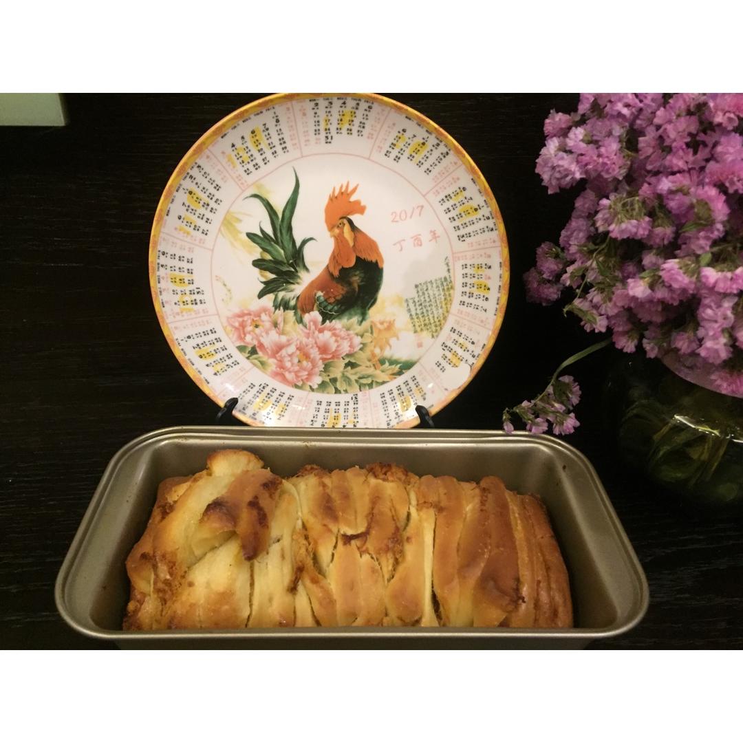 手撕千层肉松面包