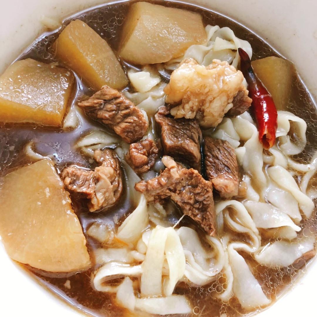 正宗台湾红烧牛肉面