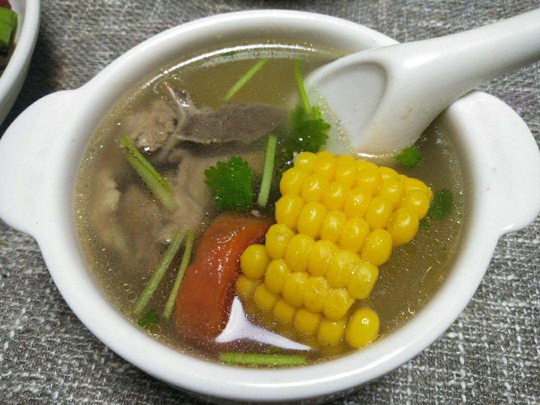 玉米排骨汤