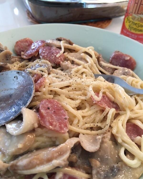 白蘑菇奶油培根意面