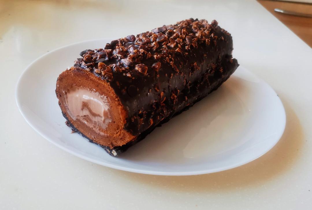 米乐凡做的梦龙蛋糕卷巧克力脆皮蛋糕卷bypinkrabbit