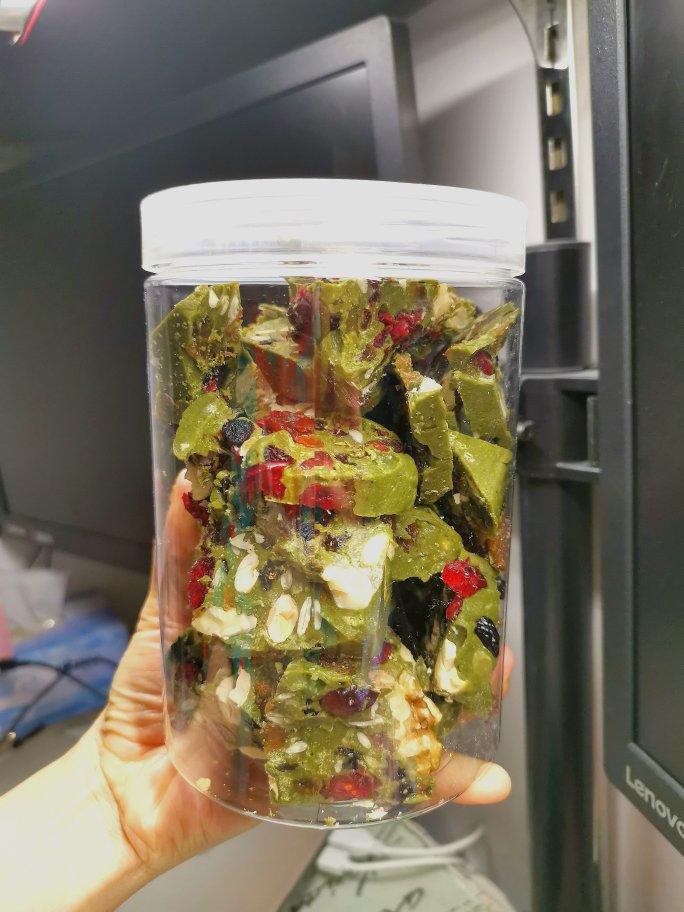 抹茶奶香牛轧糖
