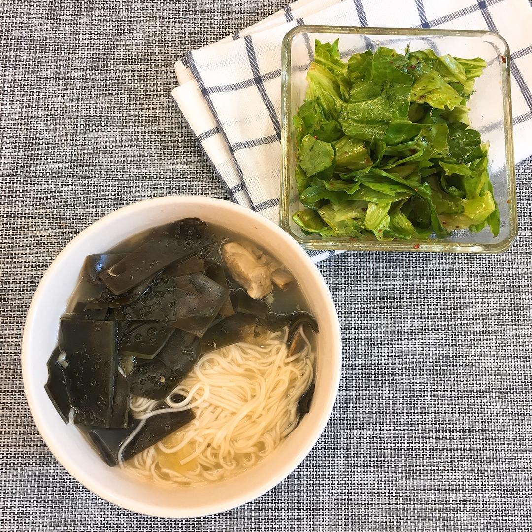 只有生菜的韩式生菜沙拉