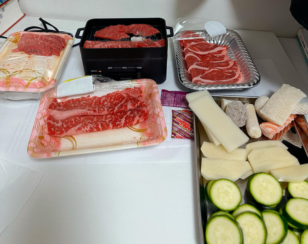 一人暮らしって何か食べよう