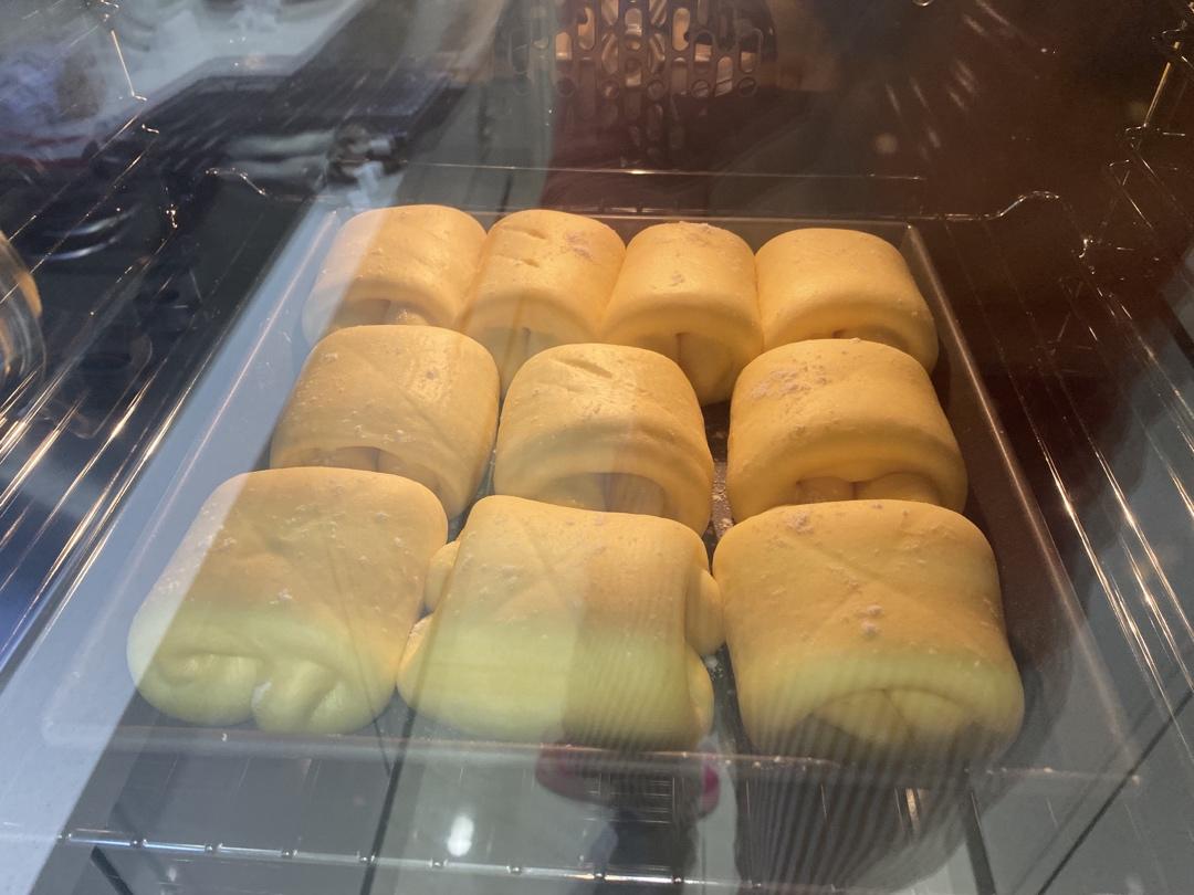 软到不知所措的牛奶卷