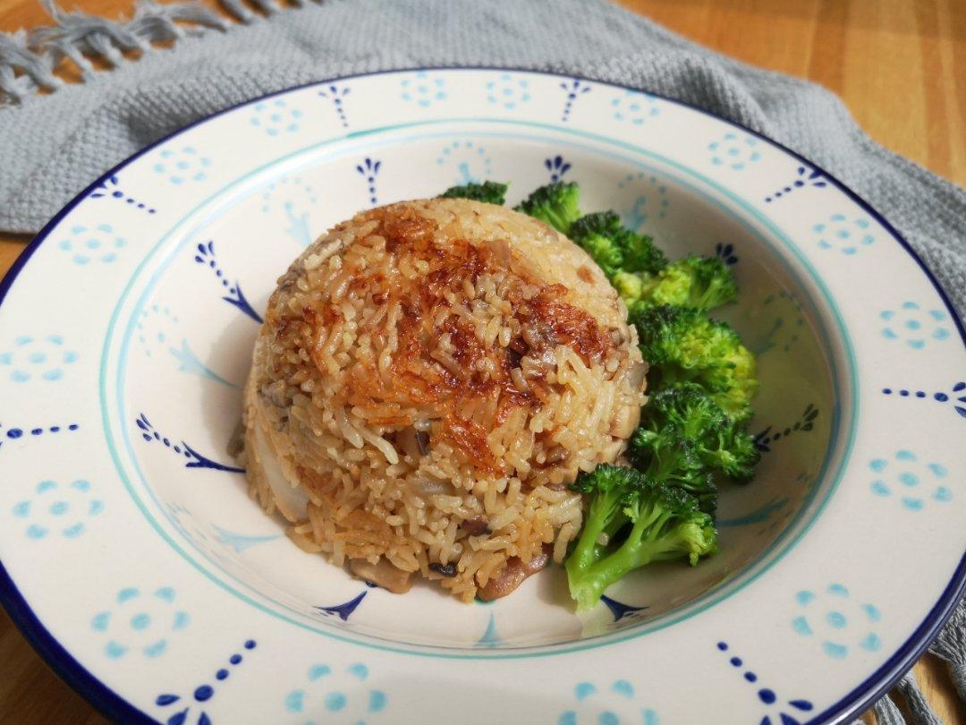 电饭煲香肠焖饭