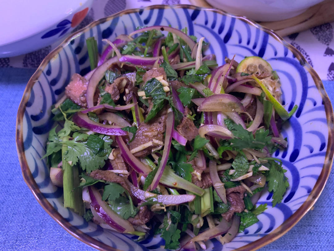 泰式薄荷牛肉沙拉