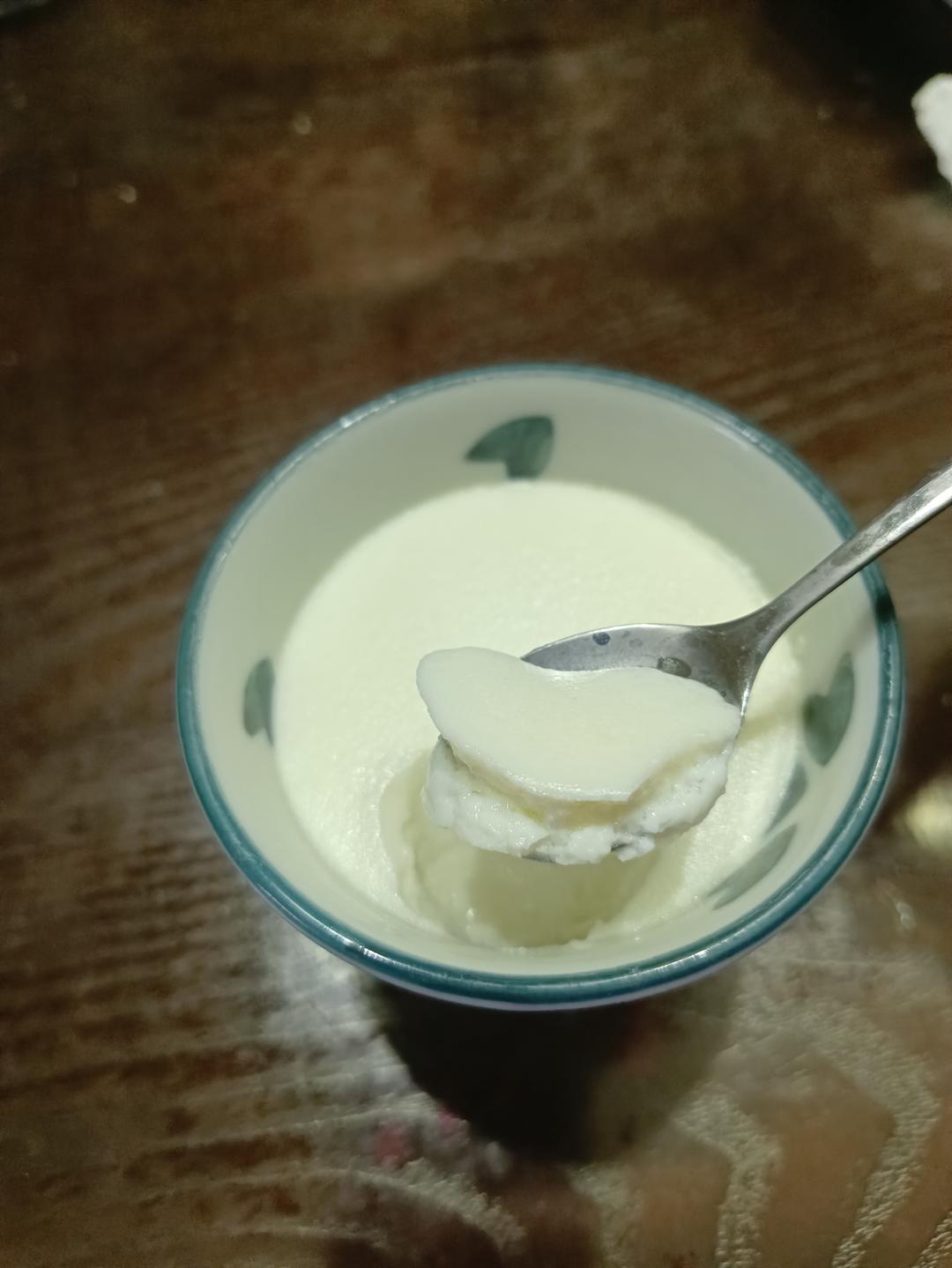 双皮奶～消耗蛋清奶油的做法