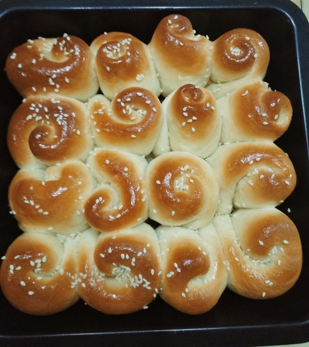 脆底蜂蜜小面包