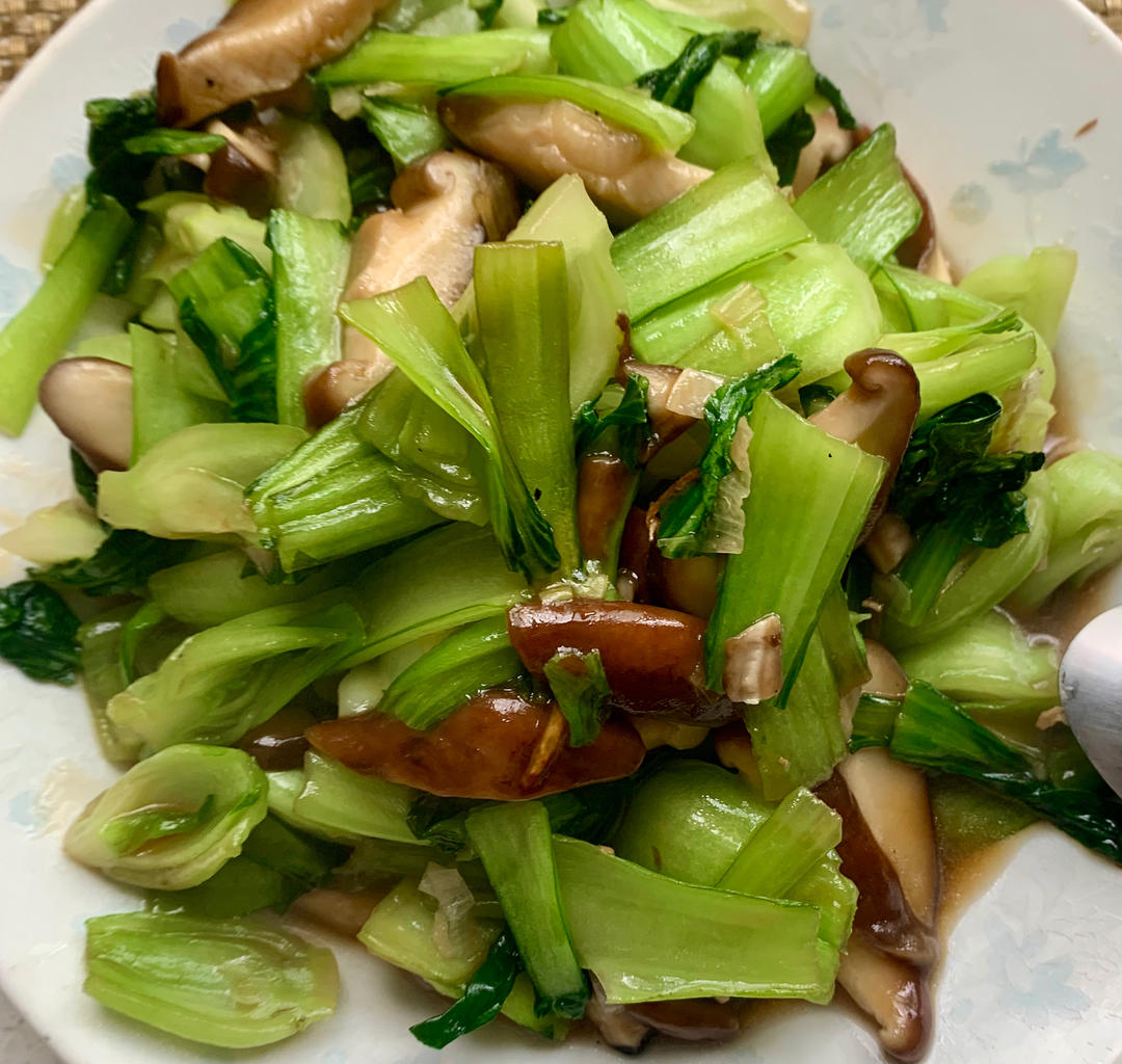 香菇油菜（简单快手）