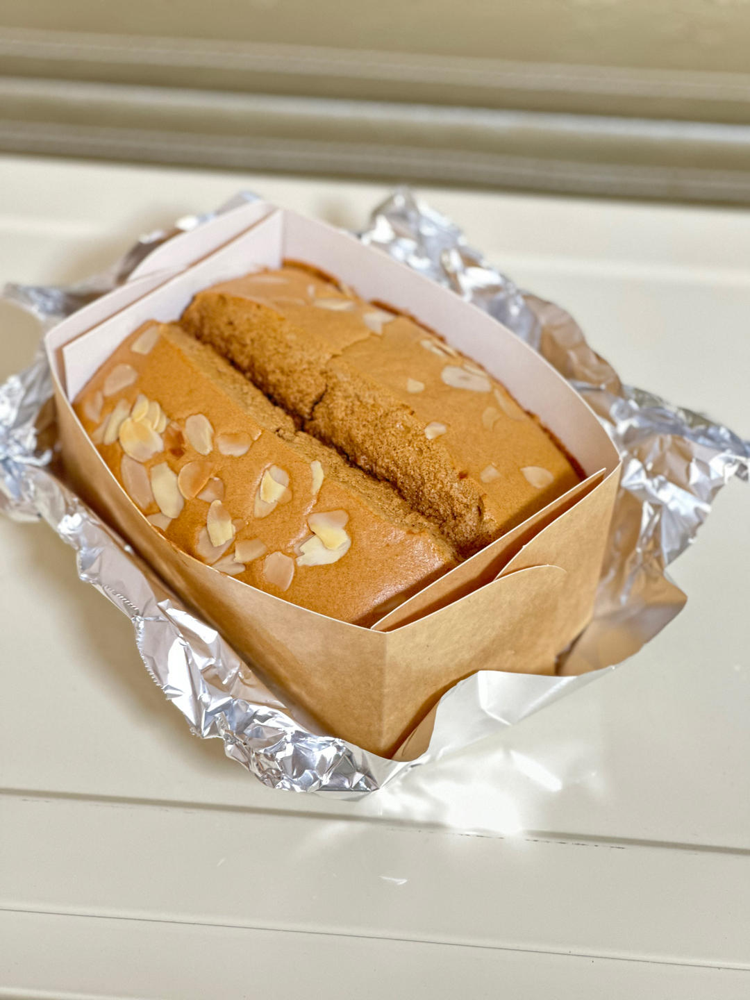 浓郁香咖啡金枕蛋糕