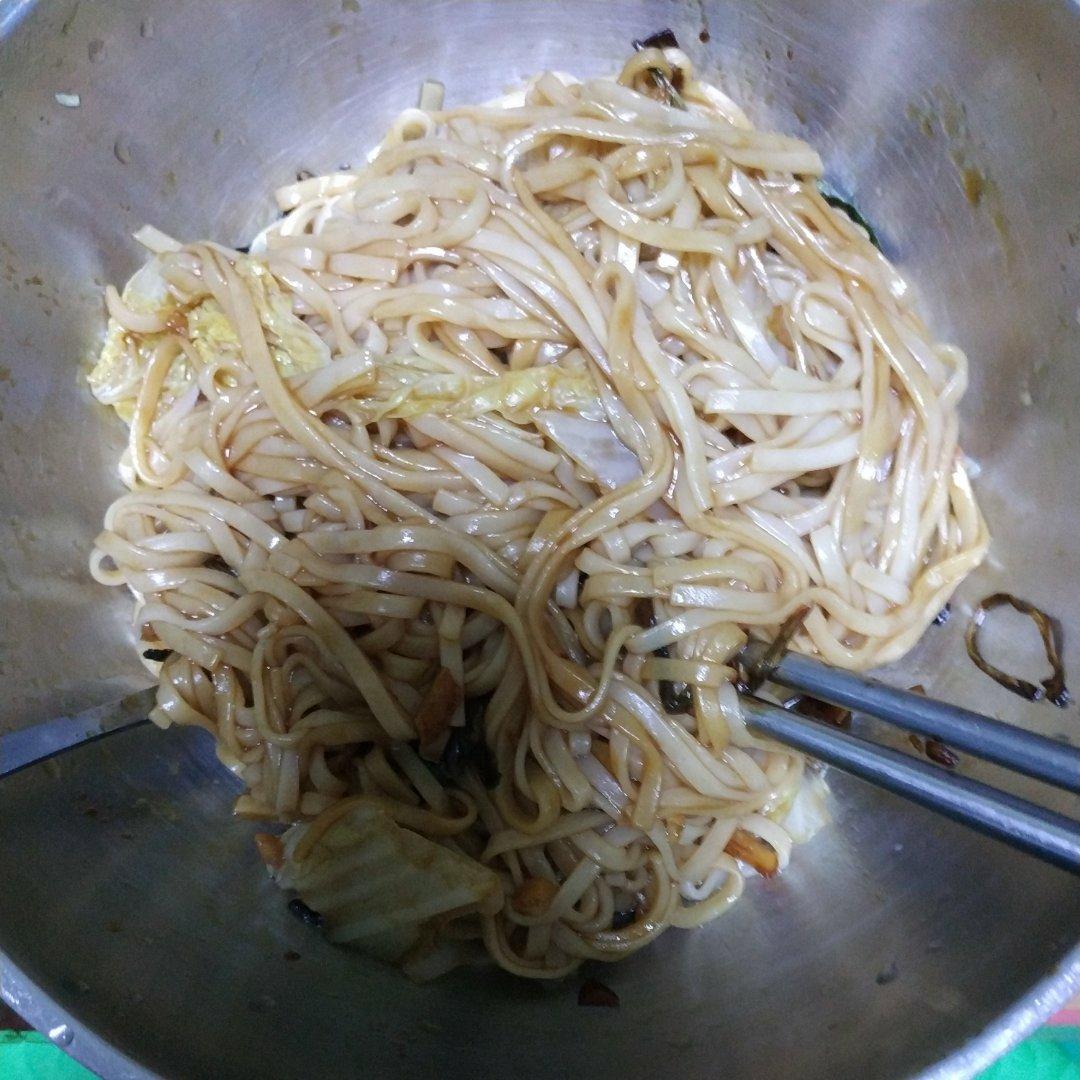 10分钟搞定的一碗葱油拌面