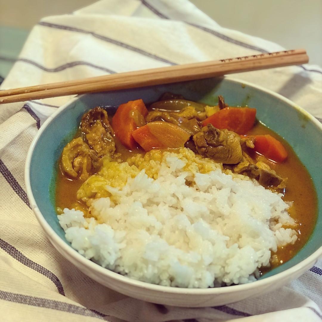 咖喱鸡肉饭